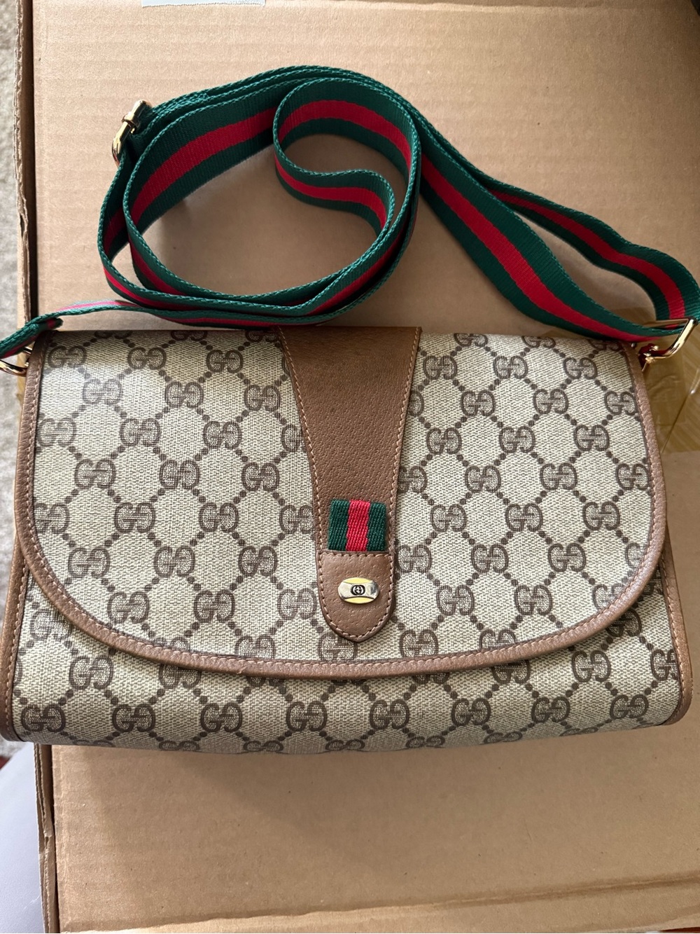 Authentic Vintage GUCCI GG Supreme Sherry Line Crossbody Flap Dustbag & COA